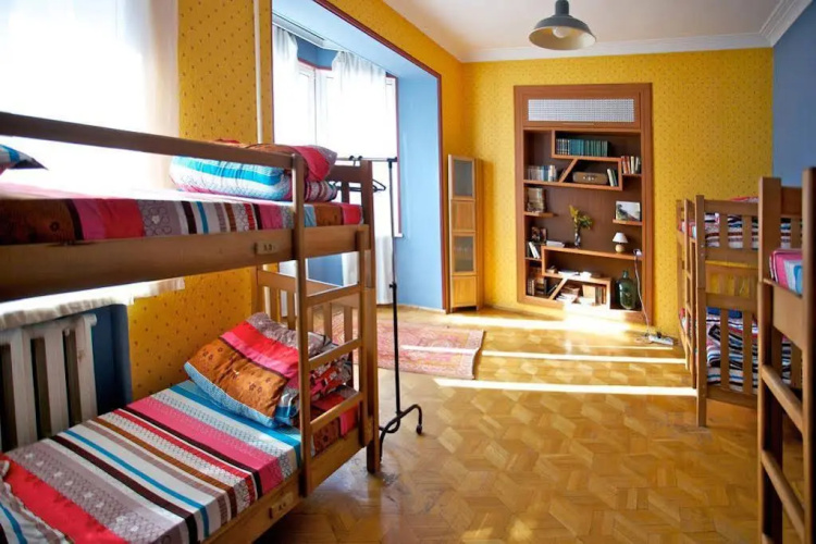 M42 Hostel