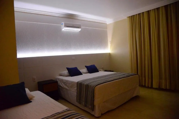 Standard Triple room