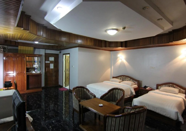 Royal White Elephant Hotel
