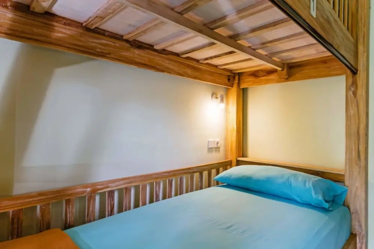 Bed in Dorm