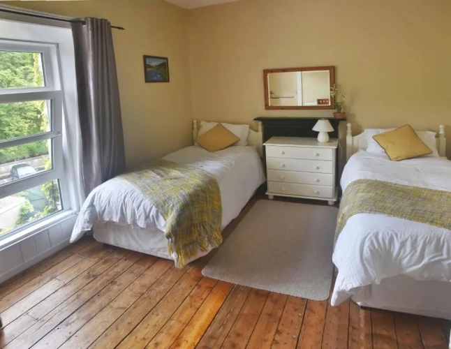 Standard Single room with view
