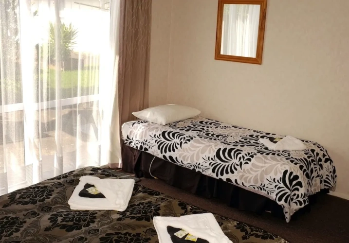2 Bedrooms Standard Family room