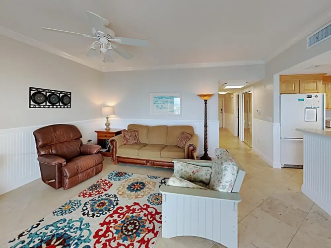South Harbour 12E