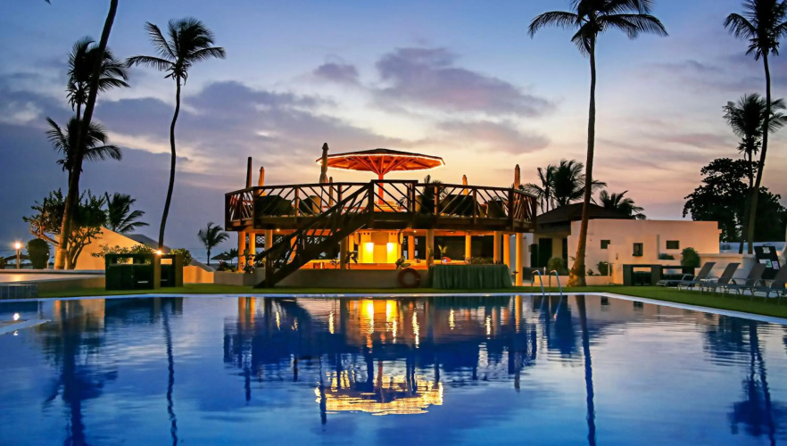 Sunbeach Hotel and Resort
