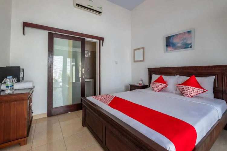 OYO 915 Villa Sari