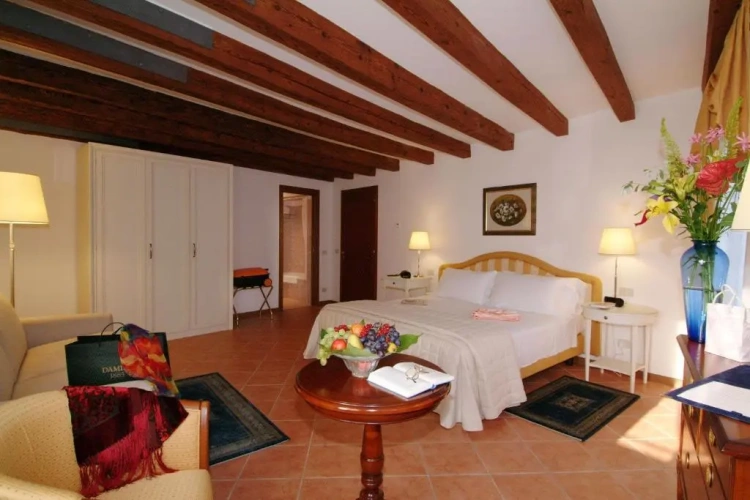 1 Bedroom Superior Double Apartment with canal view