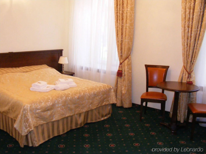 Royal Hotel