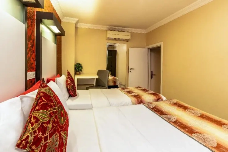 Standard Triple room with balcony