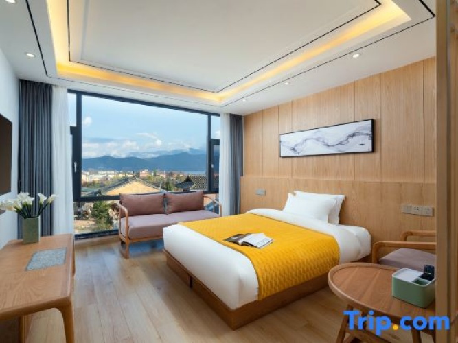 Luxury Duplex Suite