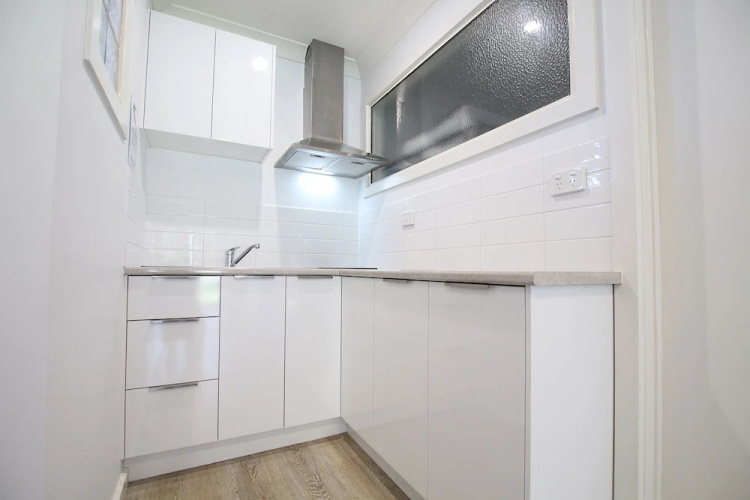 Apartments 521