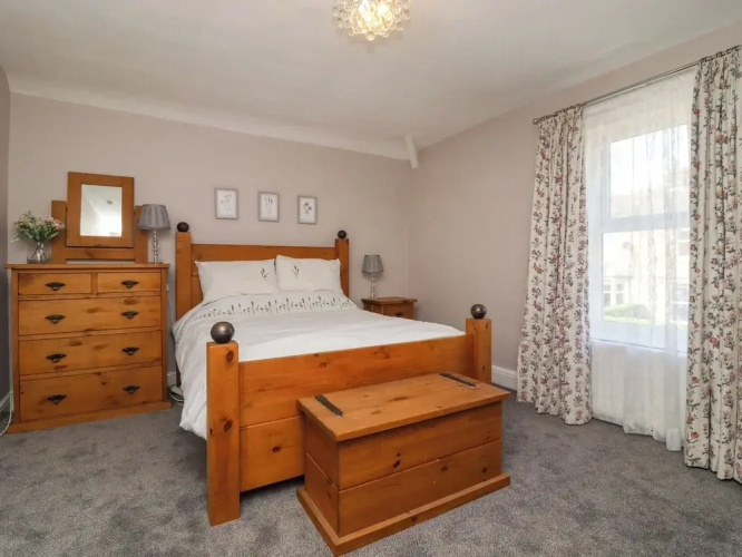 49 Waddington Road