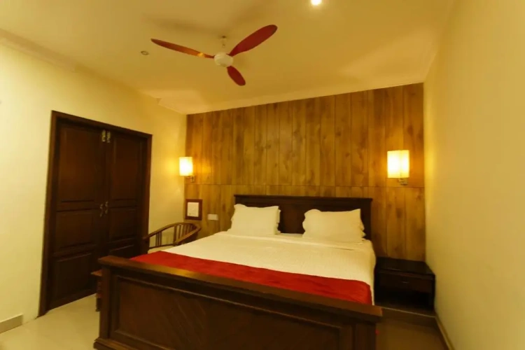 Standard Double room with view