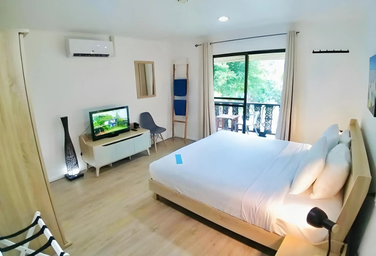 Dolphin Bay Beach Resort