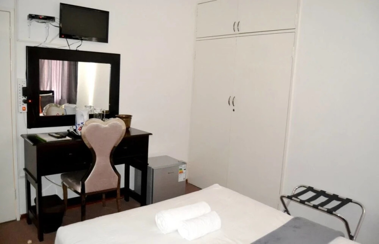 Gie's Guest house