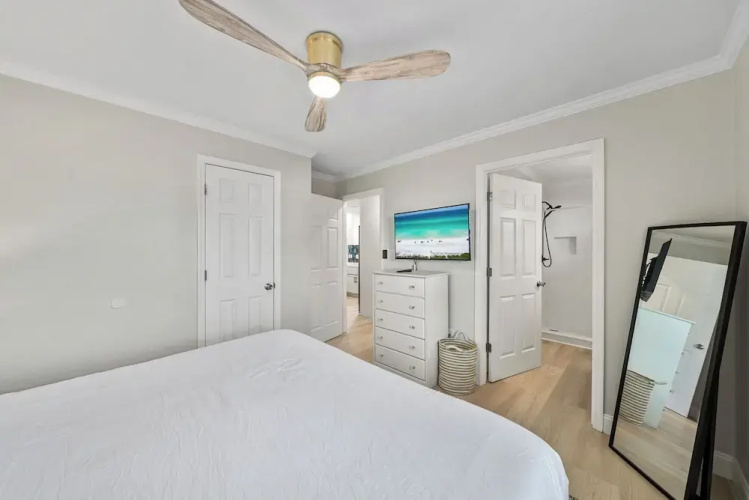 Beachside Villas 811