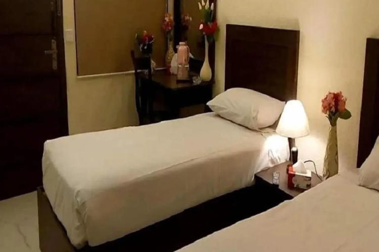 Airport Hotel