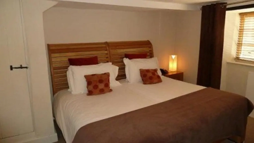 Standard Double room with view
