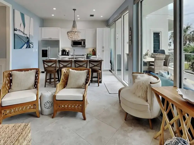 Coastal Chic by Ryson Vacation Rentals