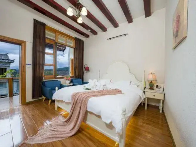 HuaShu Life Inn