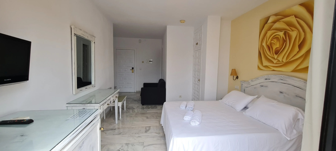 Hotel Playamaro