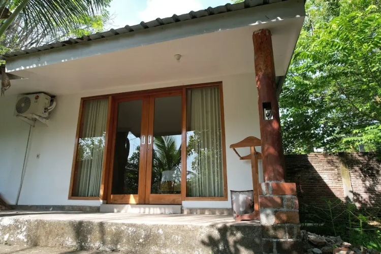 Coconut homstay