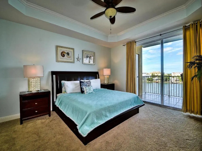 Bay Harbor 403