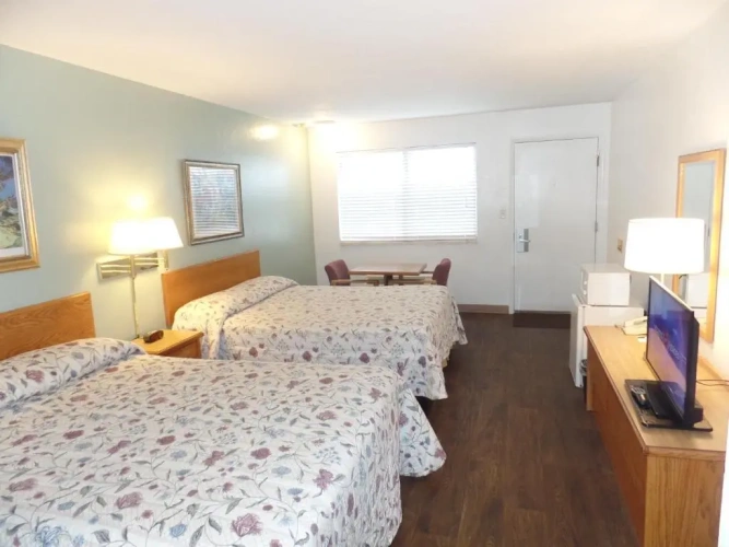 Standard Quadruple room
