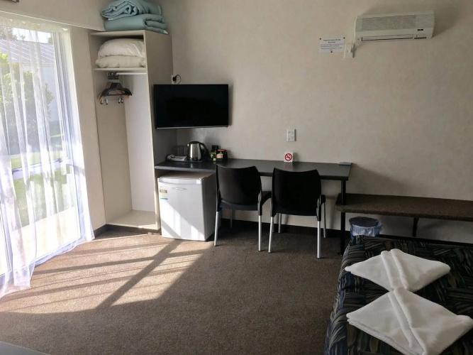 Parklands Motel
