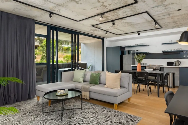 Apartment with balcony