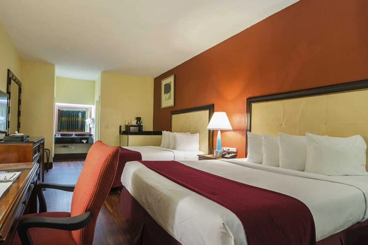 Standard Quadruple room