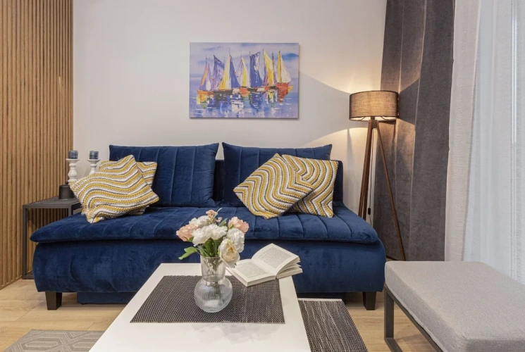 1 Bedroom Apartment with balcony
