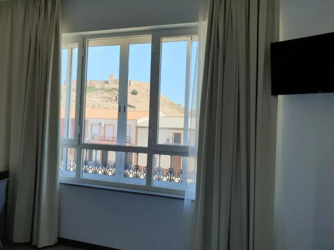 Mesón Hostal La Cabaña