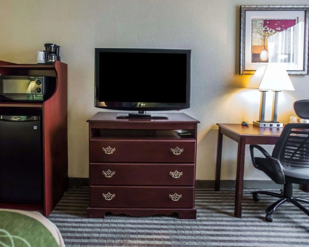Quality Inn Mill Hall - Lamar