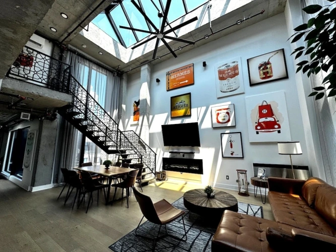 Standard Penthouse room