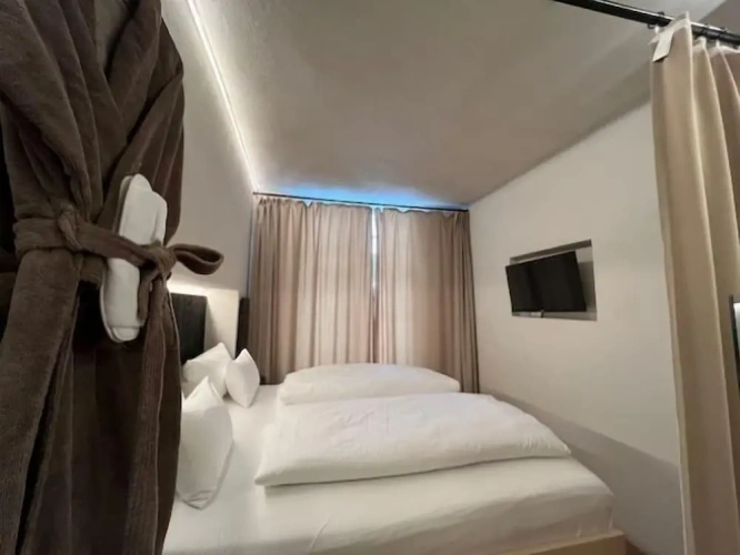 1 Bedroom Classic Double room with courtyard view