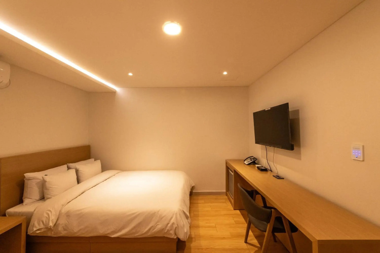H Avenue Chuncheon