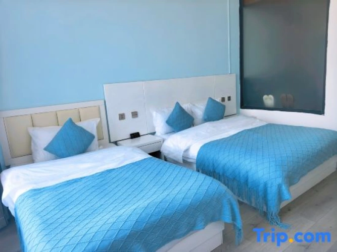 Standard Twin room with sea view