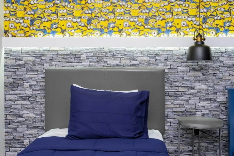 4 Bedrooms Standard Family room