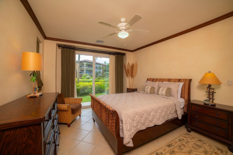 Bay Residence 9F 3 bdr Garden View in Los Suenos