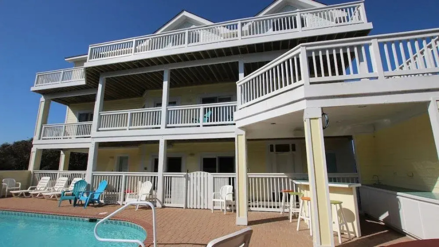 Treasure Island - 7 Br Home