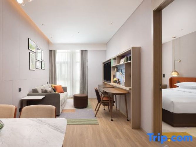 1 Bedroom Double Suite