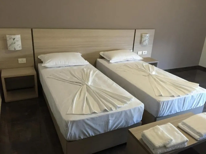 Standard Triple room with view