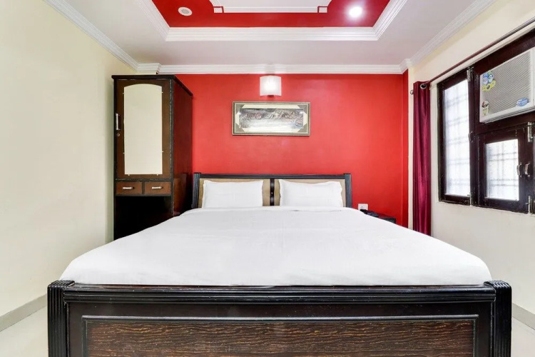 SPOT ON 38567 Hotel Aryan