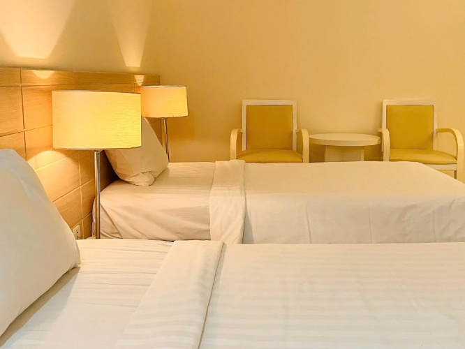 Nhi Phi Hotel