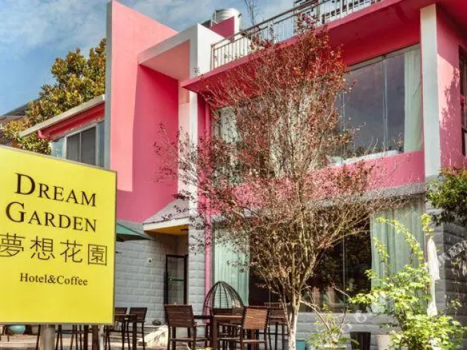 Coloroom Hotel