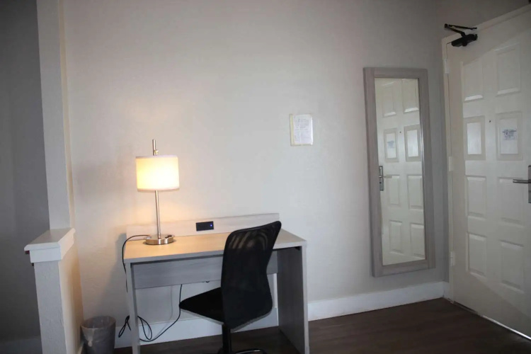 Boca Suites Deerfield Beach, SureStay Collection by BW
