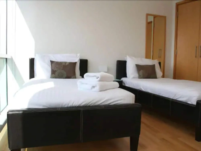 2 Bedrooms Quadruple Apartment