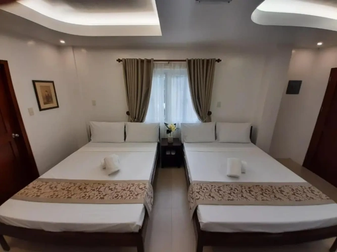 Deluxe Quadruple room
