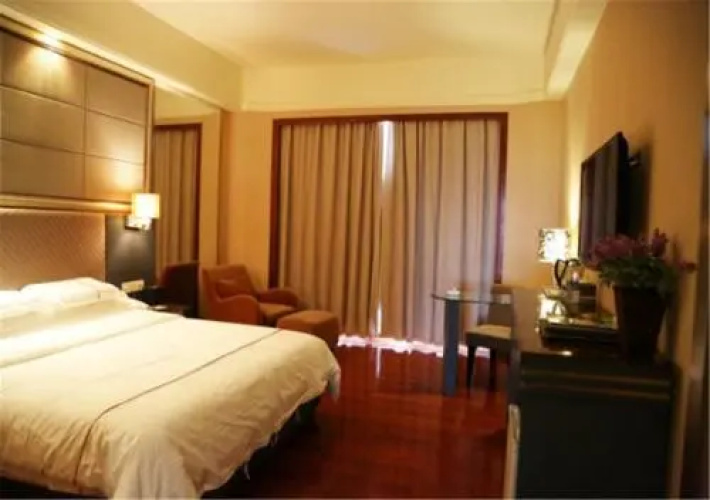 Phoenix Hotel