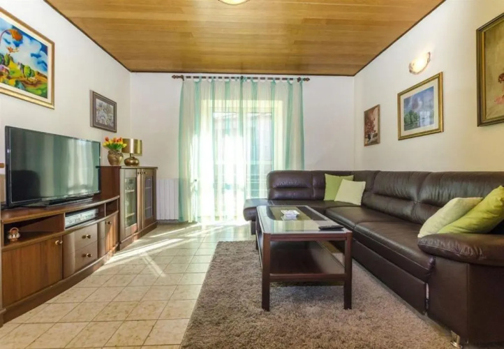 Apartment Lile - 30m from beach